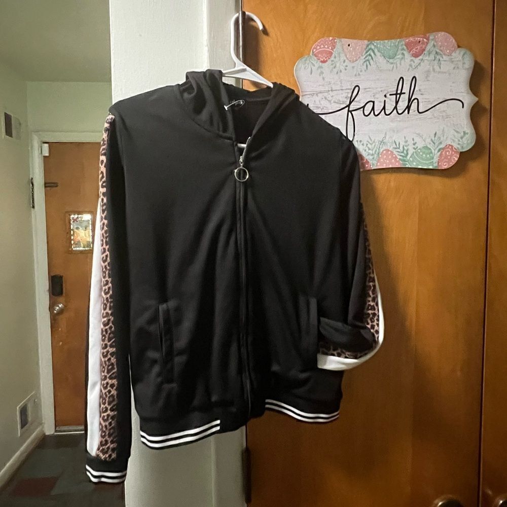 Kidpik track jacket with zipper closure front and leopard and stripe detailing